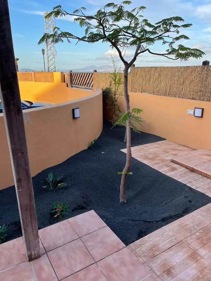 Villa Marie Agradable Y Tranquila Maison Con Piscina Corralejo