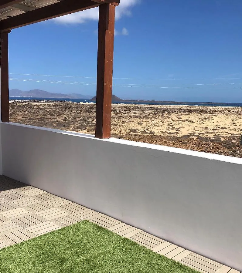 VILLA MARIE Agradable y tranquila MAISON con piscina Corralejo España