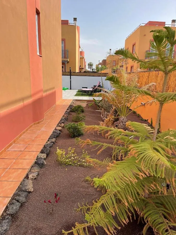 VILLA MARIE Agradable y tranquila MAISON con piscina Corralejo